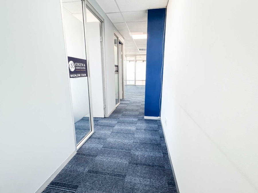 To Let Commercial Property for Rent in Plattekloof Western Cape